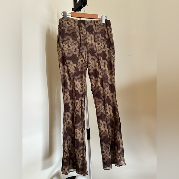 UO Aliza Mesh Overlay Seamed Trouser Pant - Patterned, Brown - Picture 7 of 8